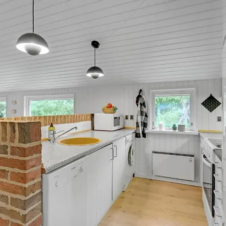 Beautiful In Rm With 2 Bedrooms, Wifi And Sauna * Bolilmark
